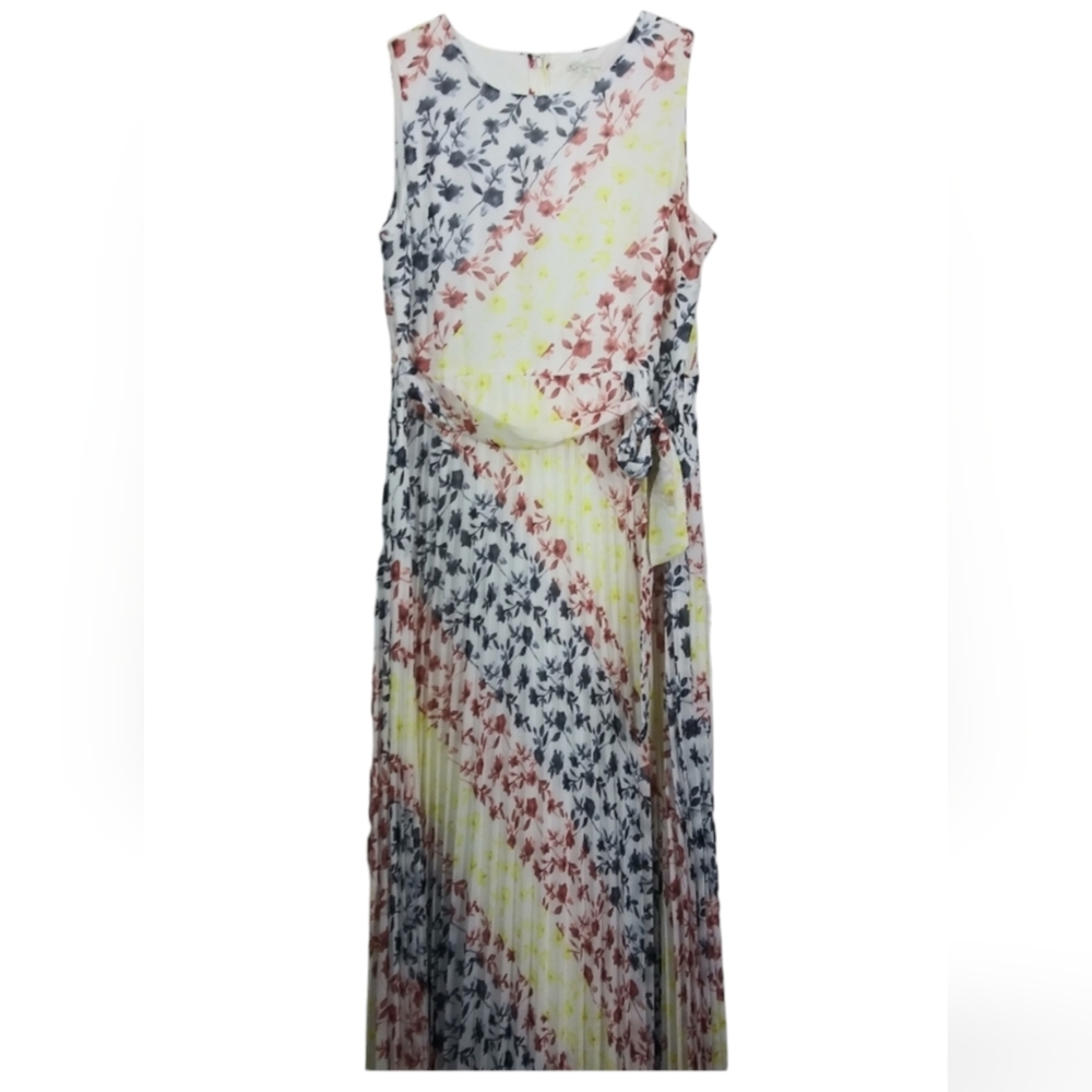 NWOT Cato Women Maxi Dress Accordion Sleeveless Multi color floral Size …